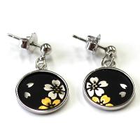 「SAKURA」ピアス　〜ロジウムメッキ〜