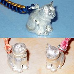 銀製 立体根付（仔猫・仔犬）