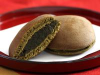 抹茶どら焼き「古都の円」（抹茶）