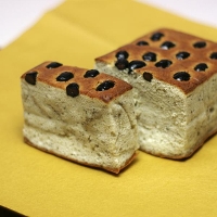 京菓子屋さんのカステラ（黒豆・大納言豆）